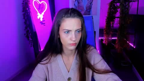 Snapshot of emilywiled chatting on September 15, 7:54 am Emily online show from September 15, 7:54 am