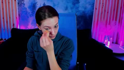 Snapshot of emilywiled chatting on October 3, 8:44 am Emily online show from October 3, 8:44 am