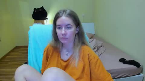 Emily online show from March 12, 7:04 pm