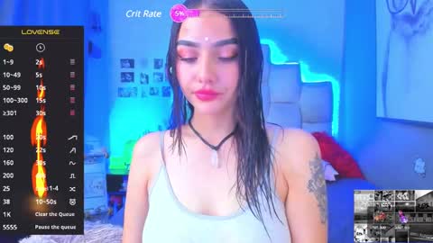 Snapshot of emma__15 chatting on December 4, 3:09 am emma online show from December 4, 3:09 am