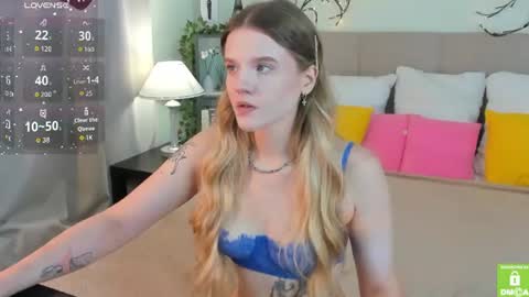 emma__peach online show from July 14, 7:46 am