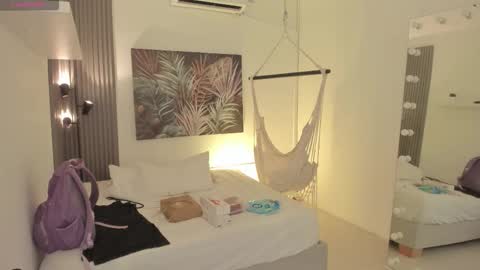 Alice online show from February 10, 11:35 am