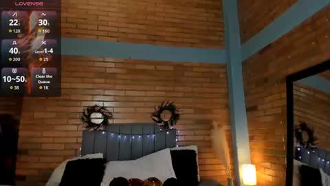 Hey Im EmmaHelp me reach 100 likes online show from June 15, 7:06 pm