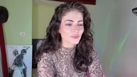 Snapshot of emma_blanco chatting on September 18, 2:10 pm Emma online show from September 18, 2:10 pm