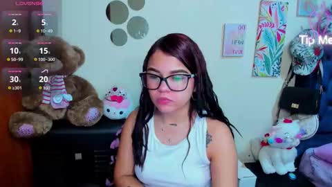 emma_boo_ online show from January 14, 10:40 pm