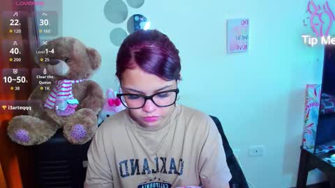 emma_boo_ online show from March 27, 4:41 pm