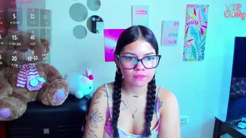 emma_boo_ online show from June 5, 3:06 pm