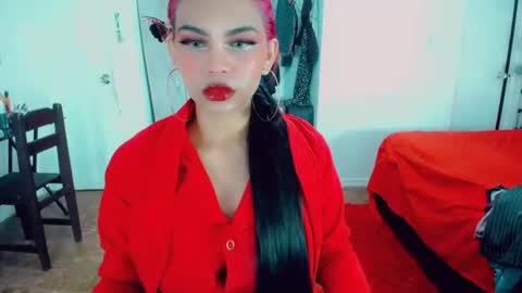 emma online show from June 15, 11:30 pm