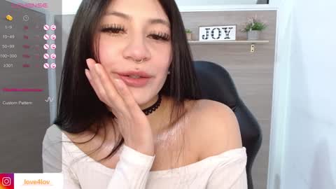 Emma  online show from January 31, 1:22 am