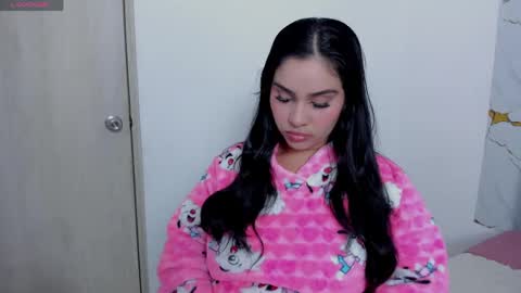 Emma online show from April 17, 2:14 am