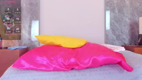 Emma online show from December 5, 4:55 am