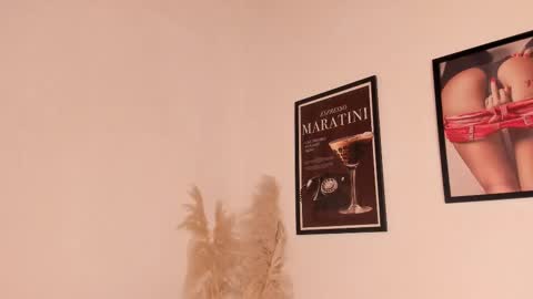 emma_jonness online show from February 27, 6:22 pm