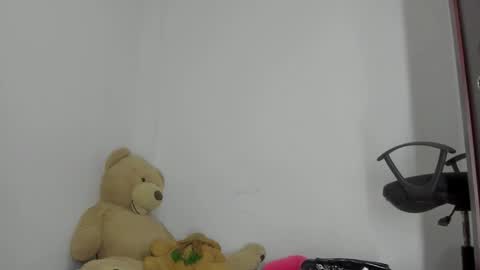 whises lits        online show from October 17, 11:36 am