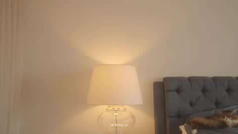 emma_lu1 online show from May 17, 3:54 pm