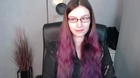 emma online show from February 19, 6:55 am