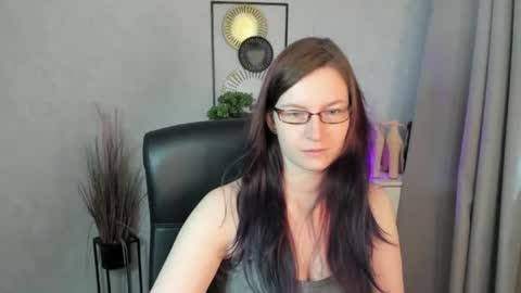 emma online show from July 21, 5:31 am