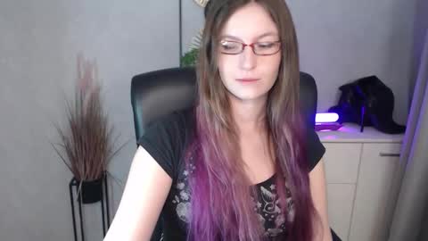 emma online show from November 5, 6:37 am