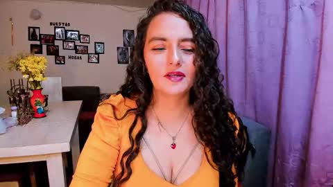  emma luxy online show from January 14, 2:41 am