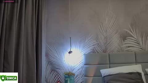 Emma online show from October 29, 8:05 am