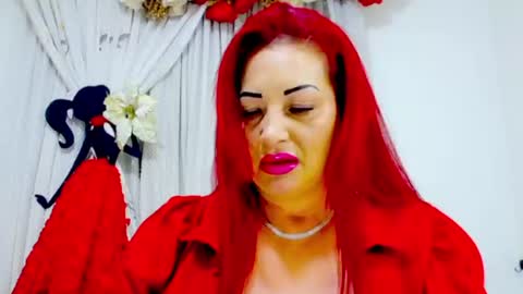 emma_saenzz online show from June 11, 2:22 am