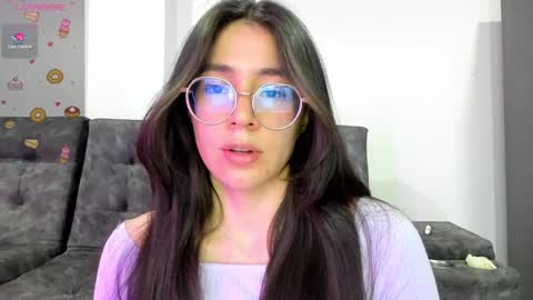 Snapshot of emma_sandovaal chatting on January 18, 3:09 am Emma online show from January 18, 3:09 am