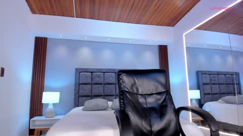 Emma  Everyday From 0530 to 1430 Col Time online show from December 13, 12:17 pm