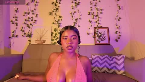 Emma online show from October 29, 2:30 pm