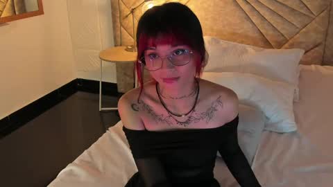           online show from March 15, 12:26 am