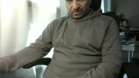 Ariel online show from March 7, 7:30 am