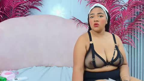 Emma online show from February 20, 11:56 am