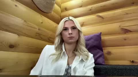 Emma online show from June 12, 11:42 am
