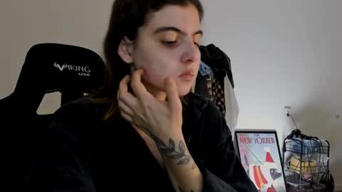 Emma online show from December 20, 7:28 pm