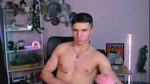 Emmi online show from April 4, 9:16 am