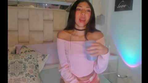 Emma online show from April 8, 4:15 am