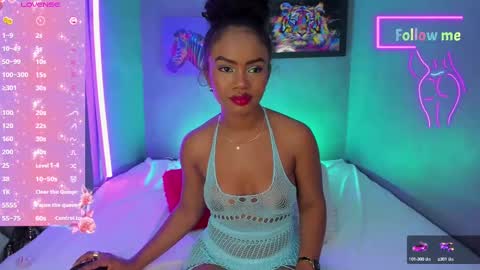 Snapshot of emmasmith06 chatting on February 27, 5:37 pm Emma online show from February 27, 5:37 pm