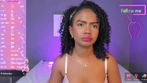 Snapshot of emmasmith06 chatting on March 5, 9:15 pm Emma online show from March 5, 9:15 pm