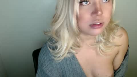 YourDreamGirl Emma  online show from September 25, 1:45 am