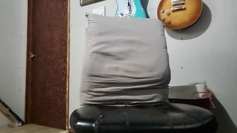 Somethingratherlarge online show from March 11, 2:14 am