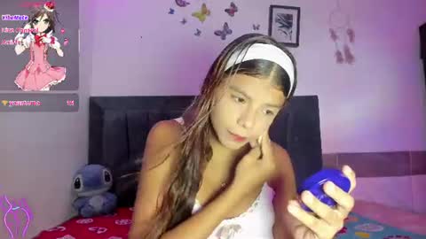 Emmie online show from August 6, 11:36 pm