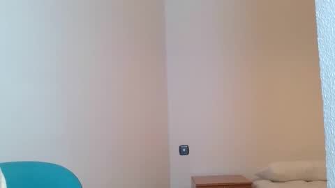 emmie online show from November 14, 9:44 am