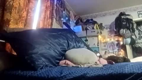 emoney8269 online show from March 22, 12:53 pm