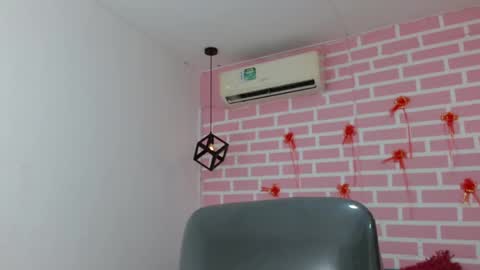 Emy online show from February 27, 8:31 pm