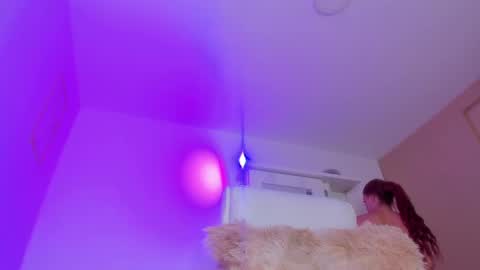 Emy online show from January 24, 5:00 pm