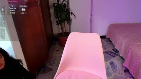 emycarver09 online show from October 25, 12:27 pm