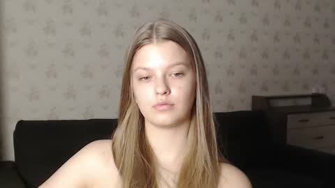 EmySway online show from February 11, 9:31 am