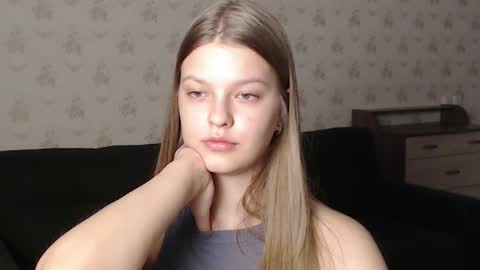 EmySway online show from February 23, 6:01 pm