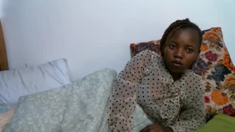 Vee online show from April 21, 8:43 am