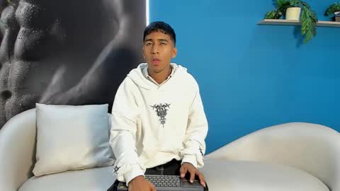 Ender online show from February 2, 2:03 pm