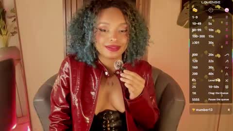 Snapshot of ened_nessa chatting on September 25, 1:51 pm Schedule 600a.m - 200p.m Col hour online show from September 25, 1:51 pm