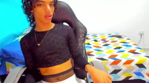 engel20042001 online show from December 22, 6:59 pm